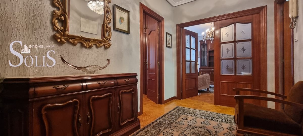 Wohnung 130 m² in Oviedo