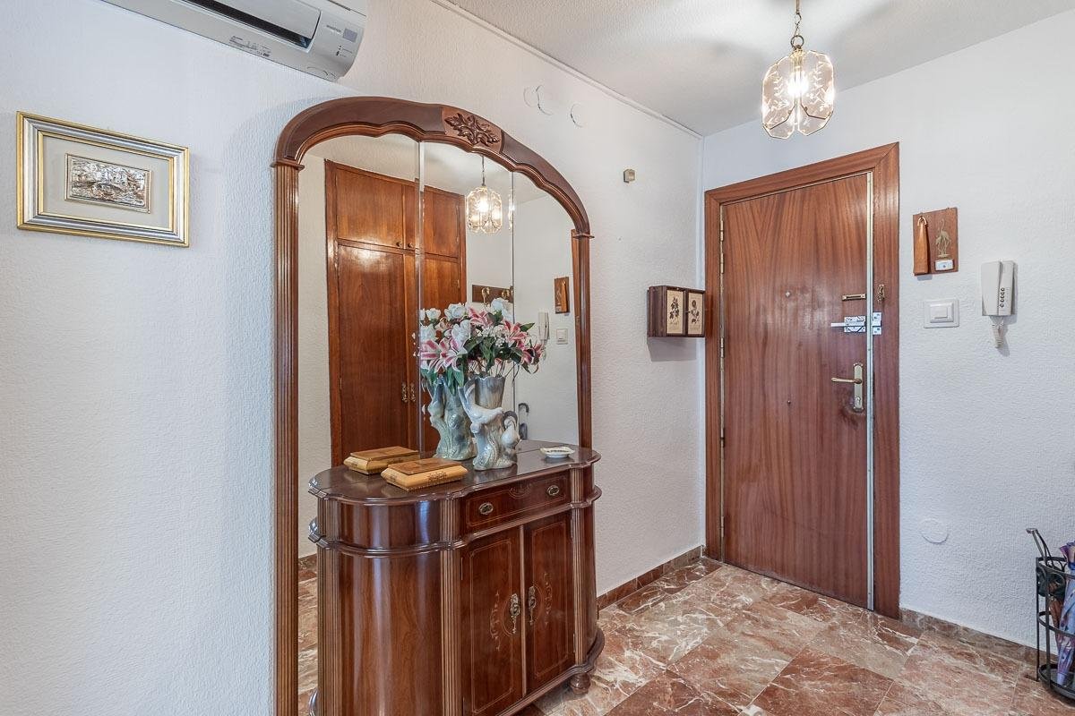 Piso de 96 m² en Granada