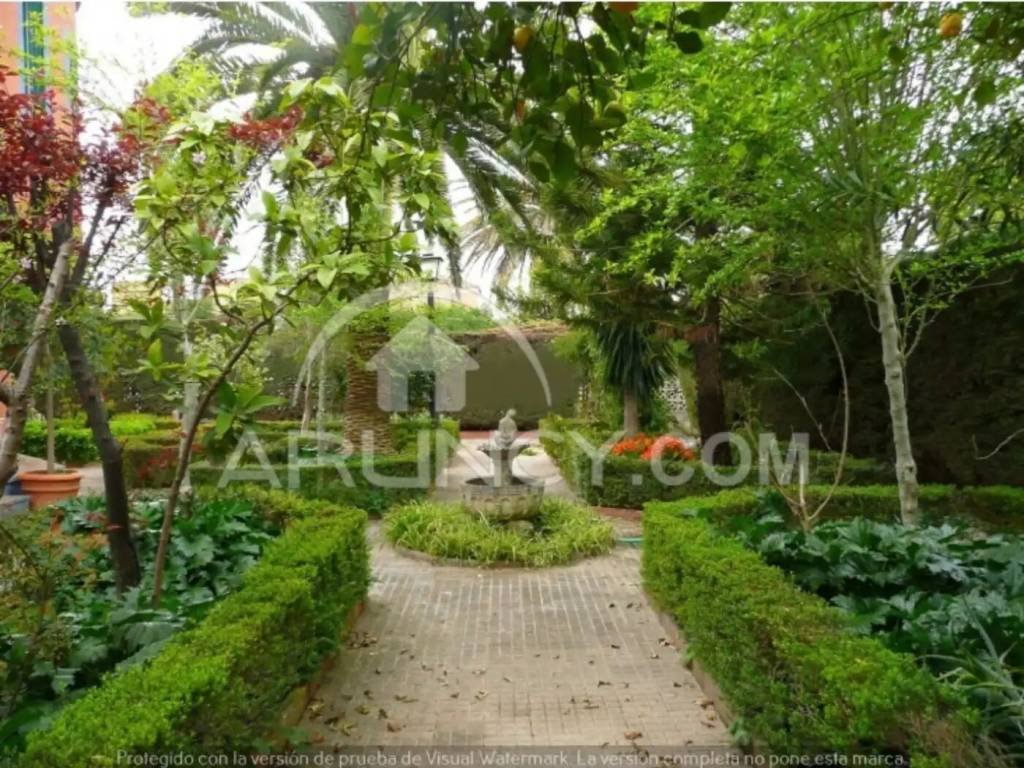 Casa de 225 m² en Alcalá de Guadaíra