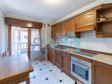 Piso de 105 m² en Oviedo
