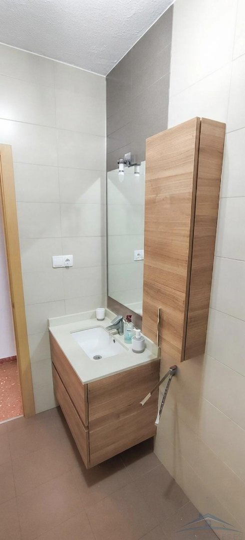 Piso de 140 m² en Almería