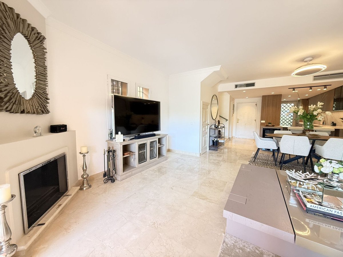 Flat 148 m² in Benahavís