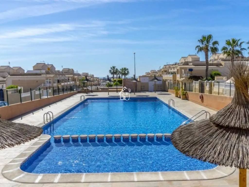 Casa de 85 m² a Oriola