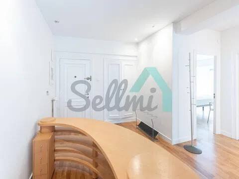 Piso de 158 m² en Oviedo
