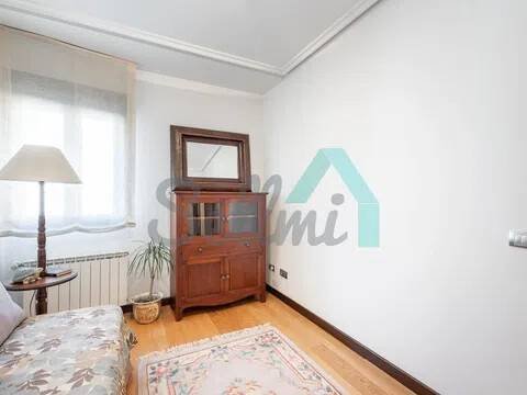 Pis de 92 m² a Oviedo