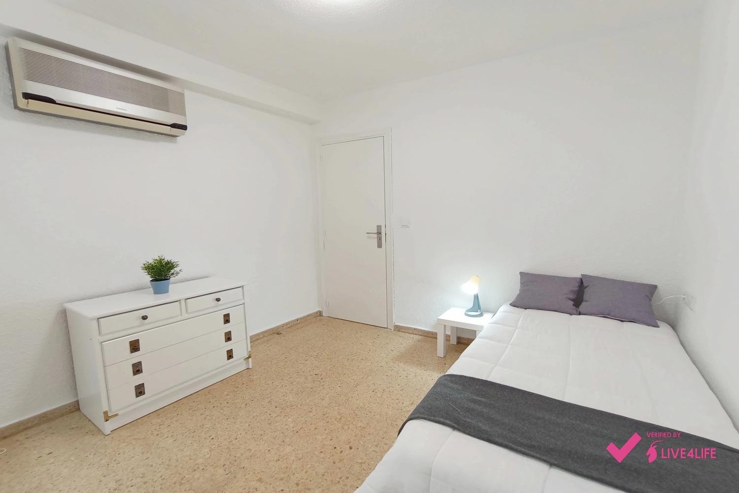 Habitación 100 m², Burjasot