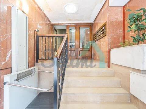 Piso de 80 m² en Oviedo