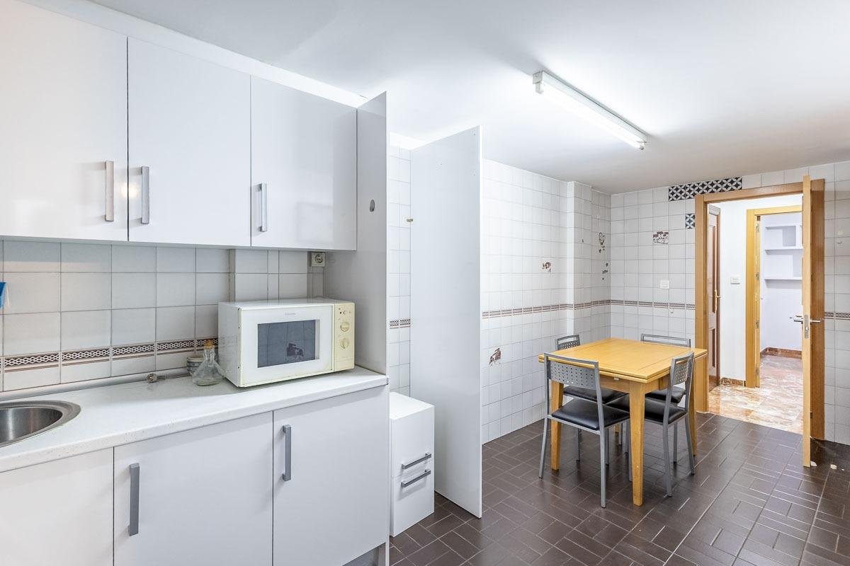 Wohnung 95 m² in Granada