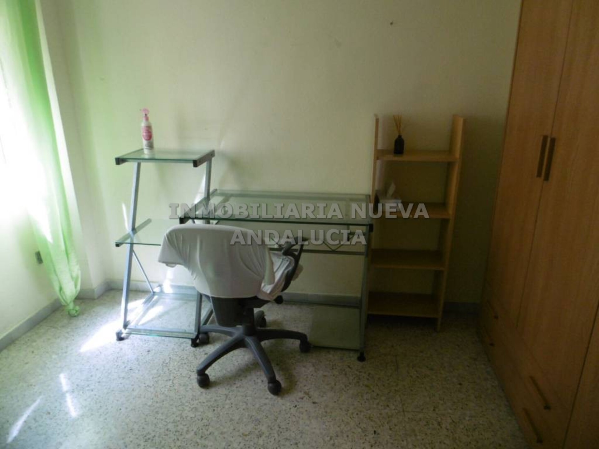Piso de 80 m² en Almería