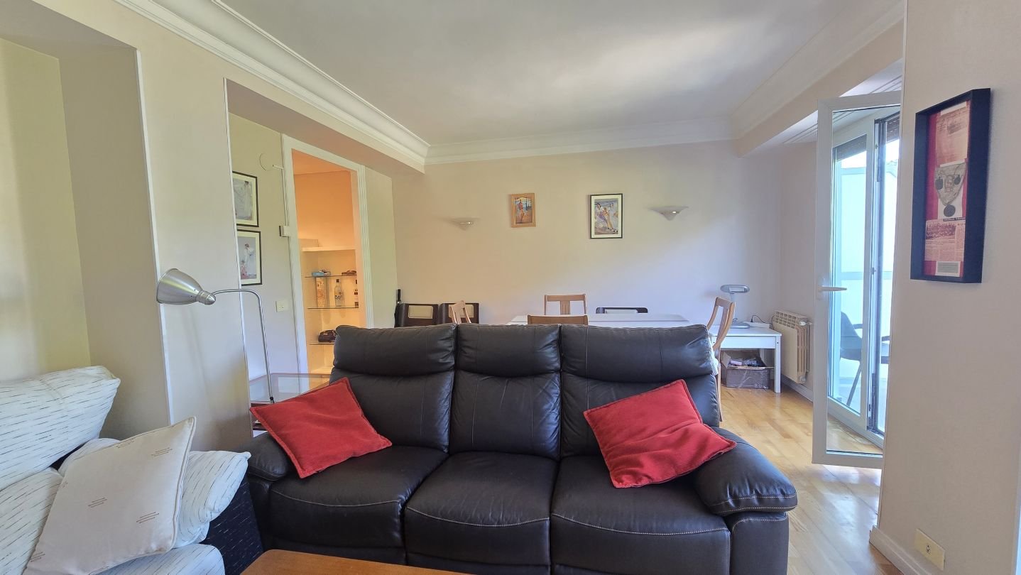 Pis de 85 m² a Sant Sebastià