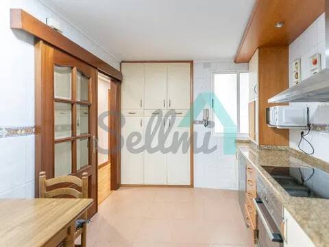 Piso de 104 m² en Oviedo