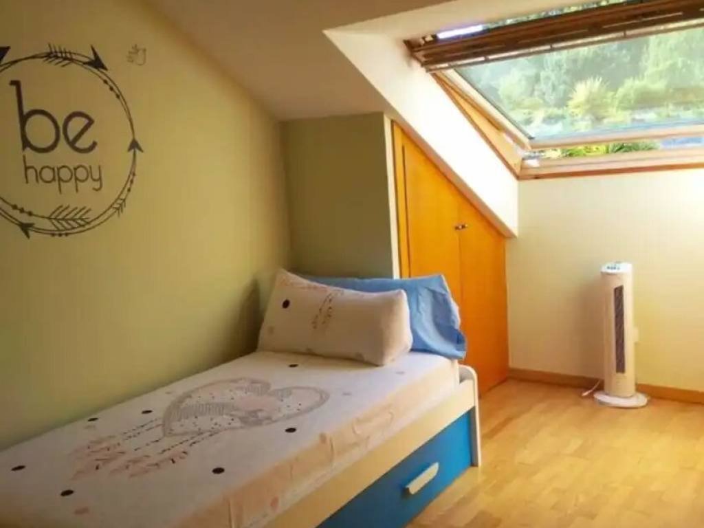 Piso de 75 m² en Poio