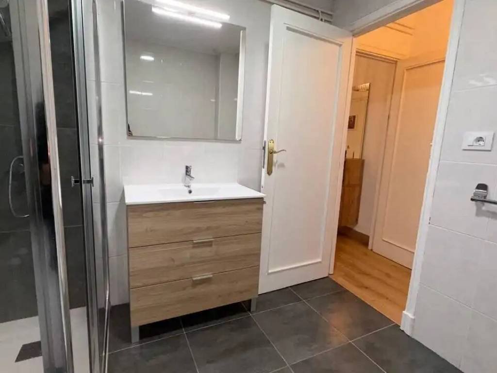 Piso de 95 m² en Ourense