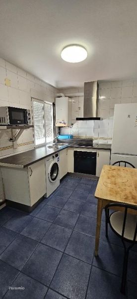 Habitación 80 m², León