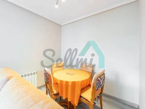 Piso de 80 m² en Oviedo
