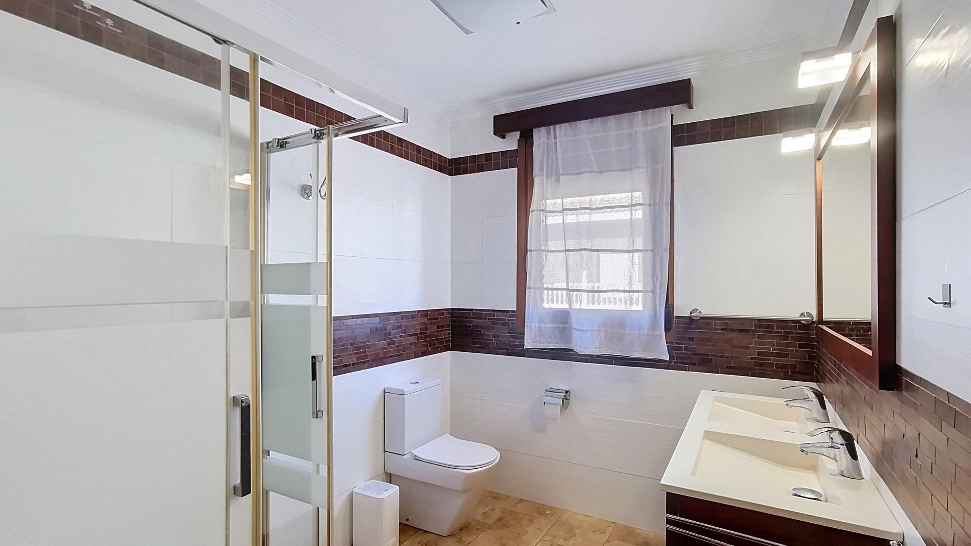 Appartamento 166 m² a Churriana de la Vega