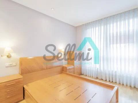 Pis de 83 m² a Oviedo