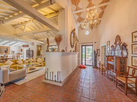 Casa de 438 m² en Marbella