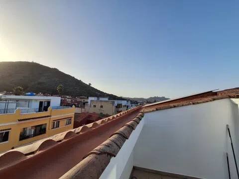 Piso de 105 m² en Vega de San Mateo