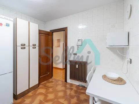 Piso de 107 m² en Oviedo