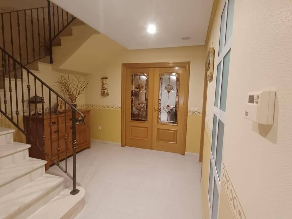Casa de 220 m² a Petrer