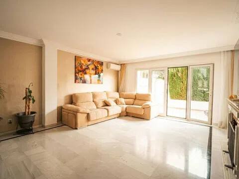 Pis de 372 m² a Mijas