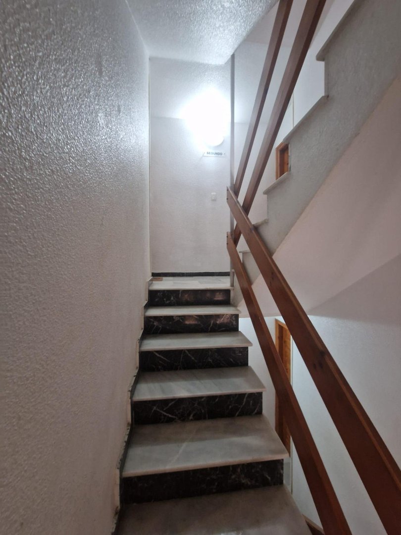 Piso de 85 m² en Santa Pola