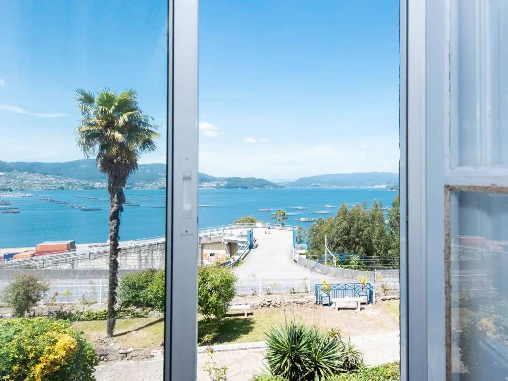 Casa de 400 m² en Redondela