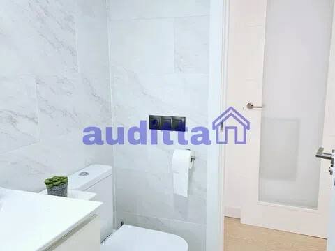 Piso de 90 m² en Sevilla