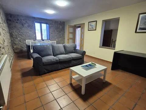 Casa de 140 m² en Gemuño
