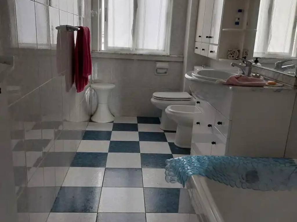 Wohnung 85 m² in Santiago de Compostela