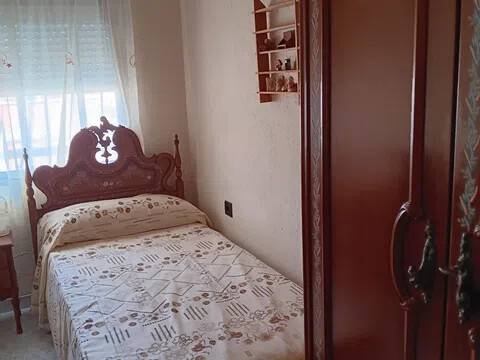 Piso de 90 m² en Almería