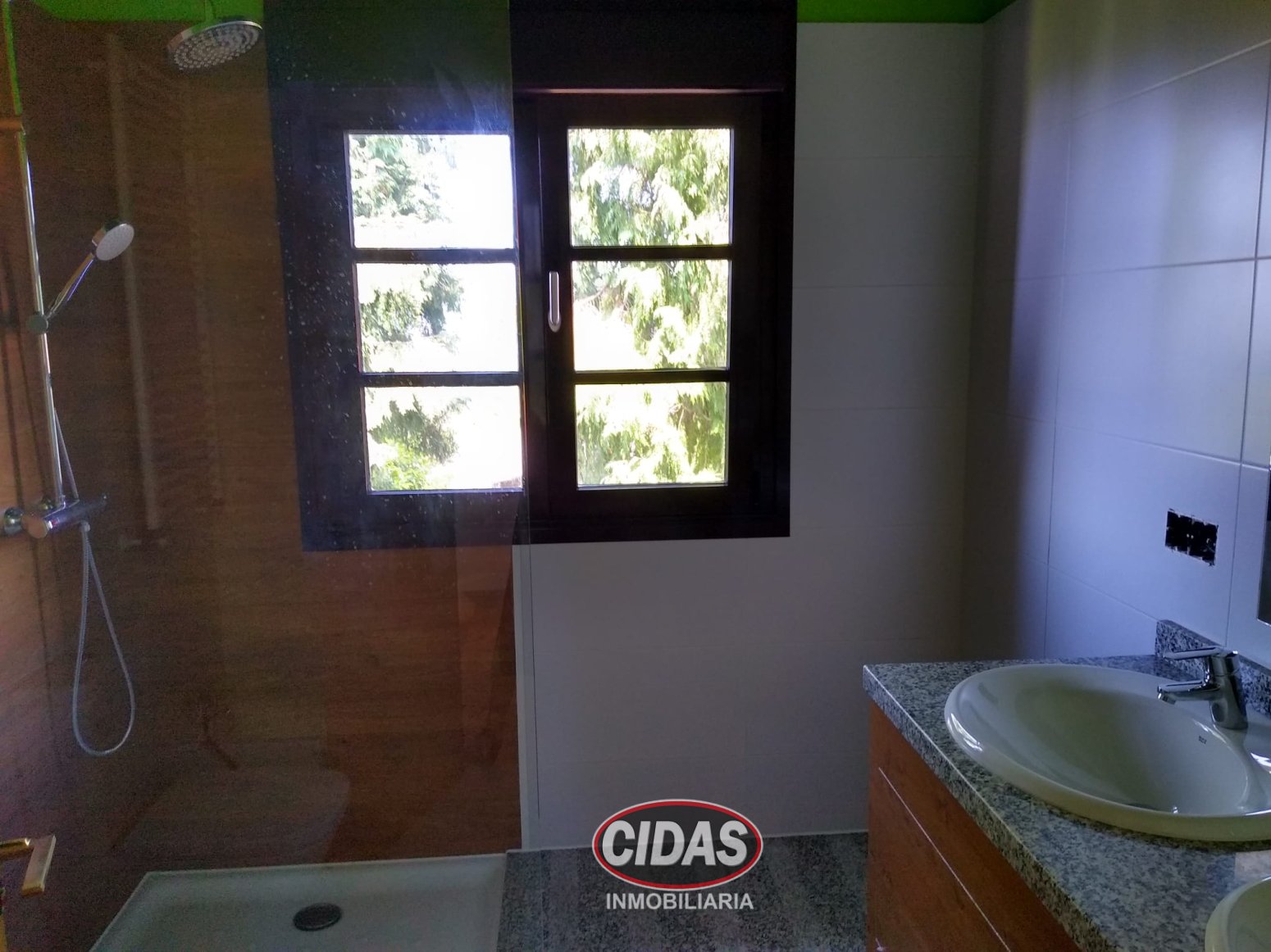 Casa de 80 m² en Oviedo