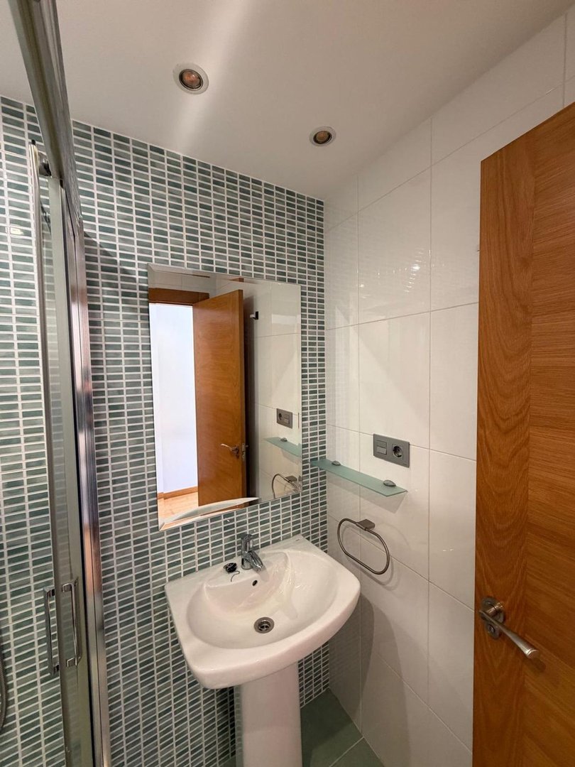 Flat 86 m² in Oviedo