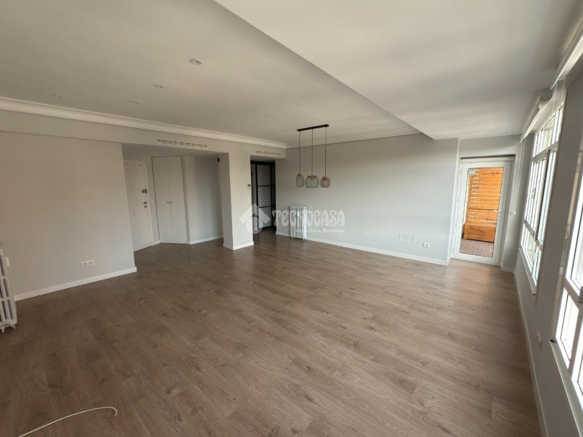 Wohnung 121 m² in Madrid