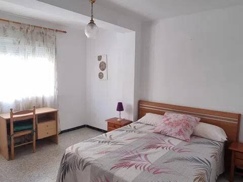 Piso de 80 m² en Almería