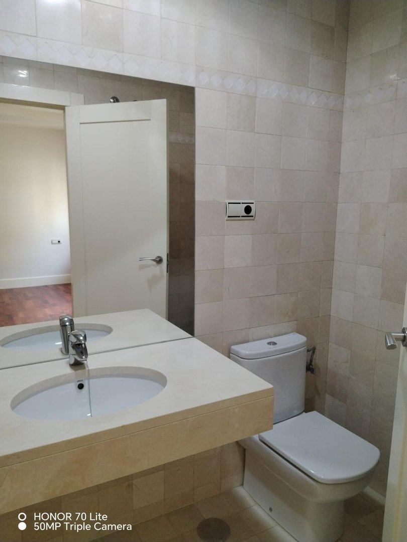 Piso de 170 m² en Granada