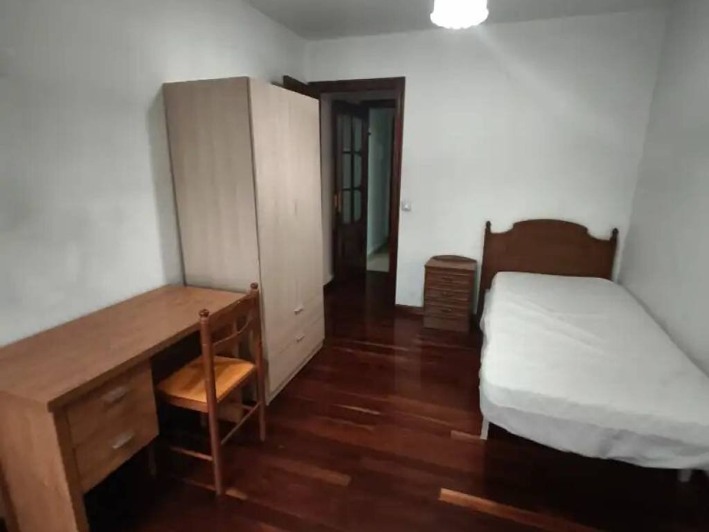 Wohnung 85 m² in Santiago de Compostela