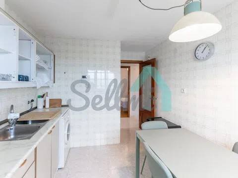 Piso de 80 m² en Oviedo