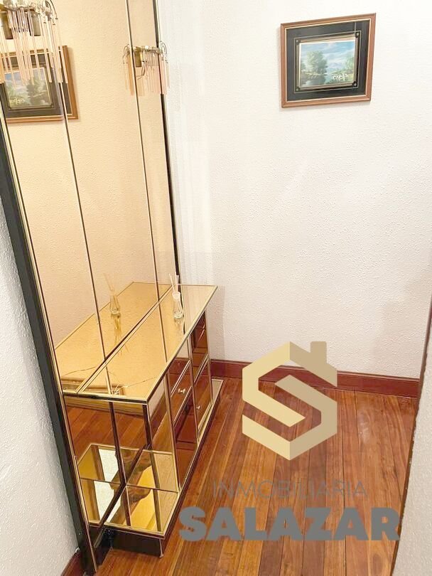 Piso de 80 m² en Oquendo