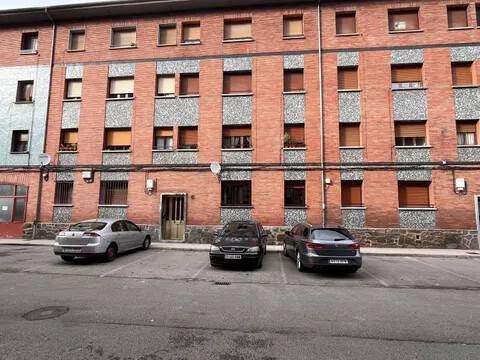 Piso de 65 m² en Aller