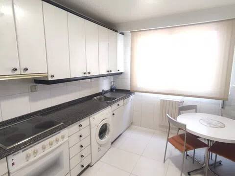 Piso de 90 m² en Ourense