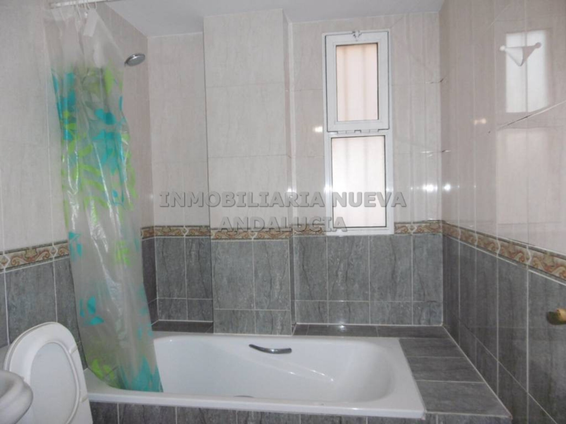 Piso de 125 m² en Almería
