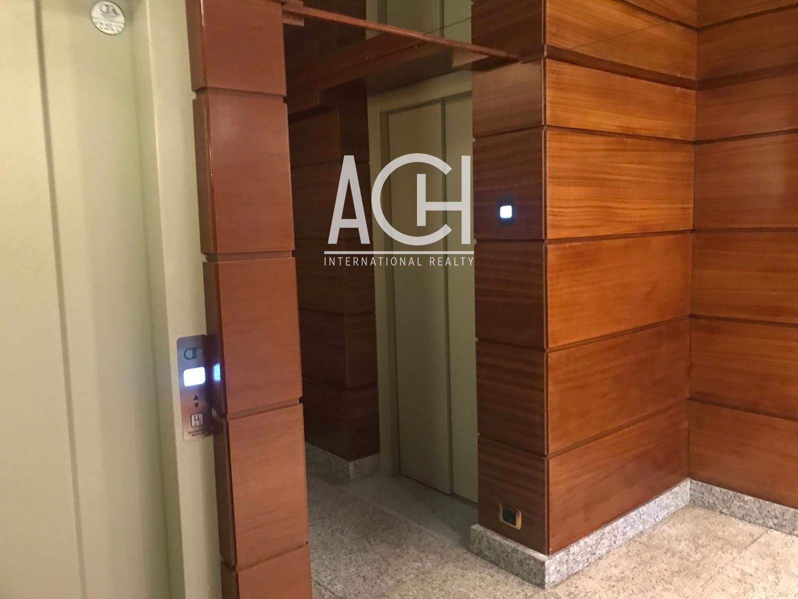 Piso de 140 m² en Bilbao