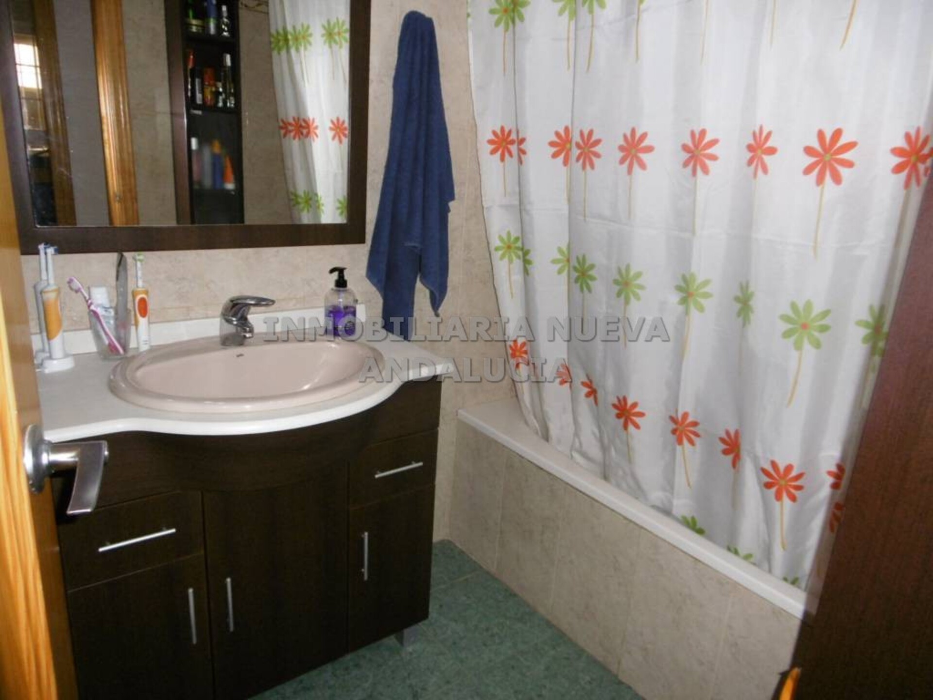 Piso de 74 m² en Almería