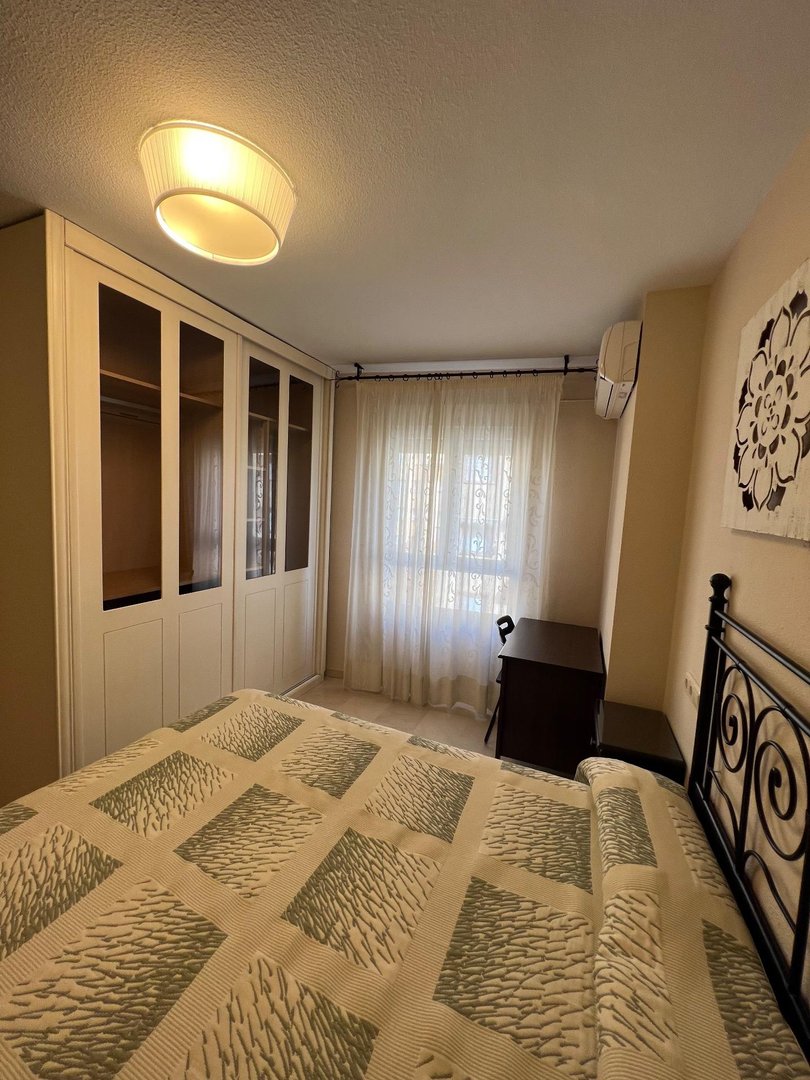 Habitación 118 m², Granada