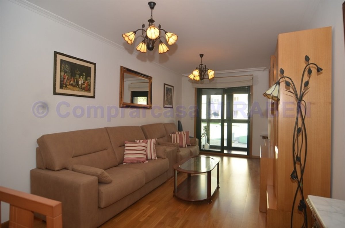 Piso de 90 m² en Boiro