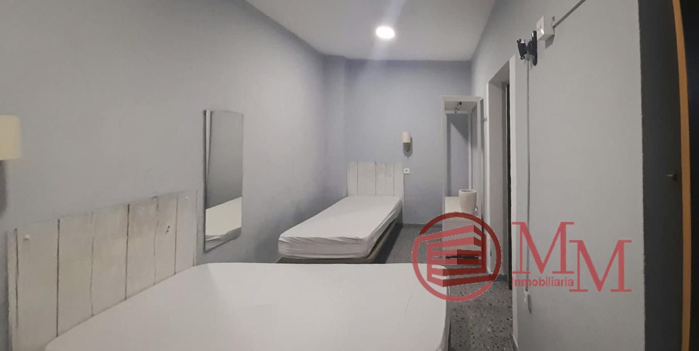 Casa de 400 m² a Còrdova