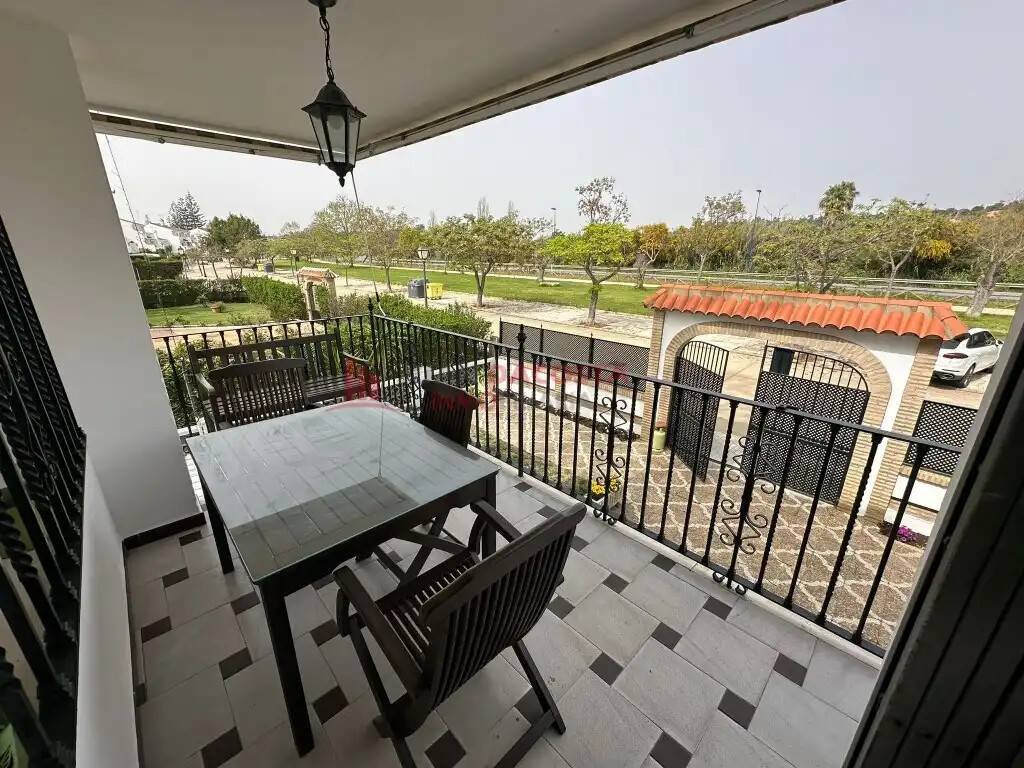 Casa de 140 m² en Lepe