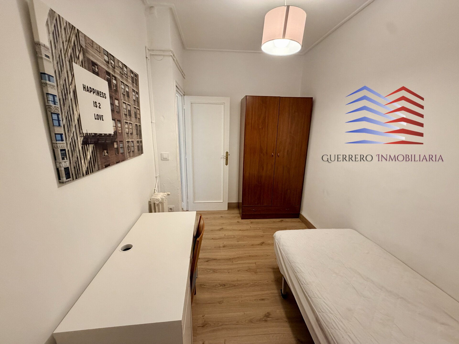 Piso de 90 m² en Ourense